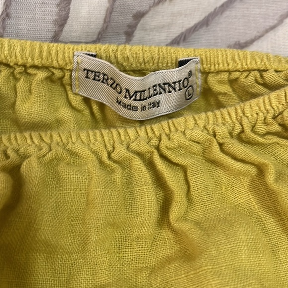 Terzo Millennio Linen Top - Picture 2 of 3